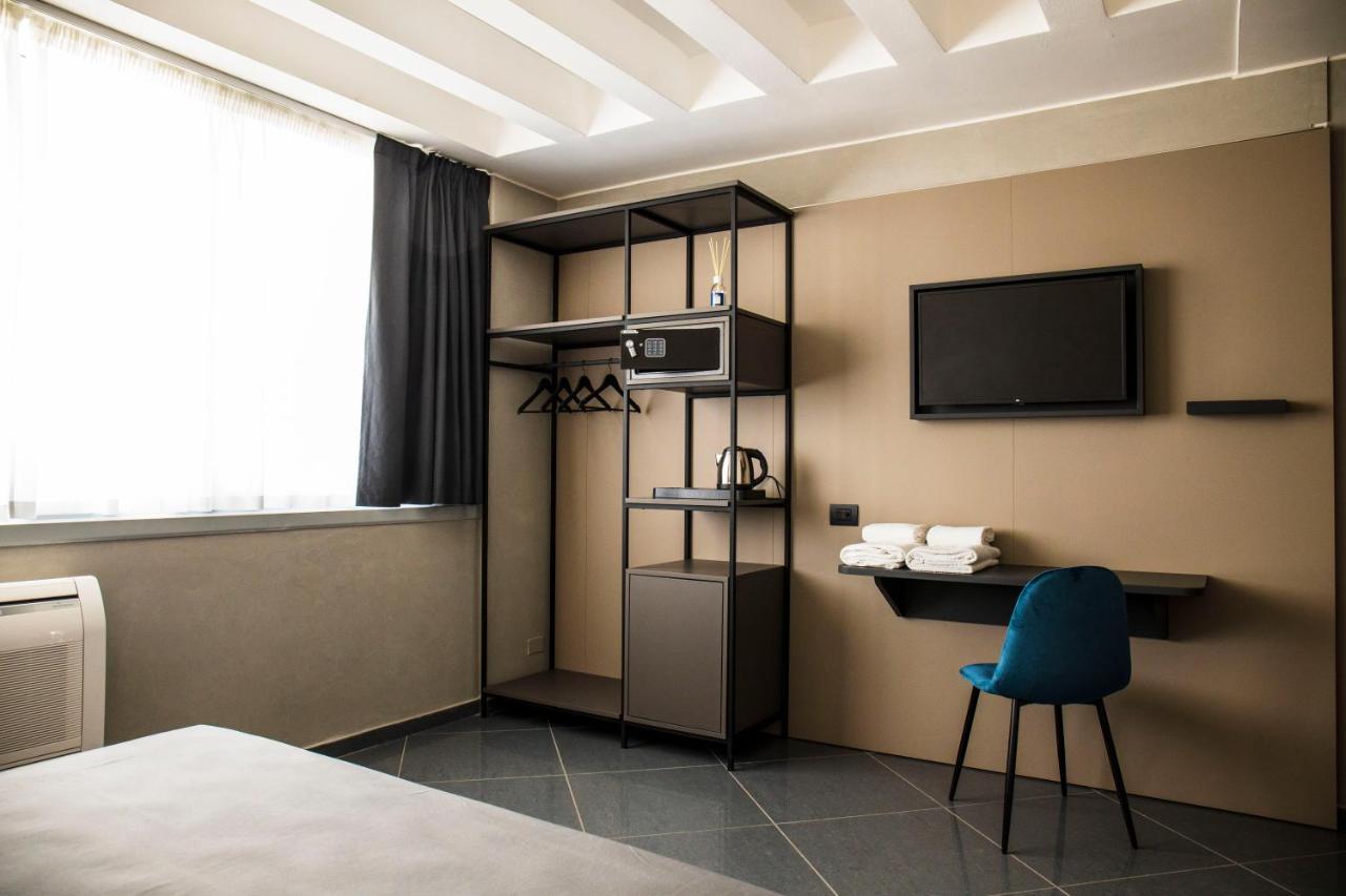 Uptown Urban Stay Lecce Ngoại thất bức ảnh